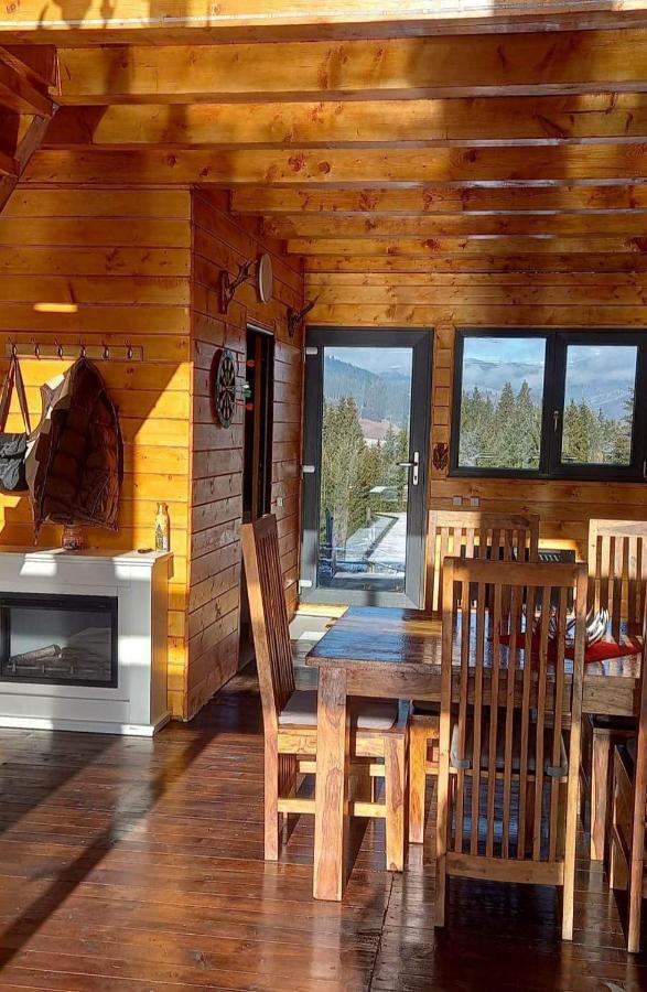 Corbilor The Raven's Hut Chalet